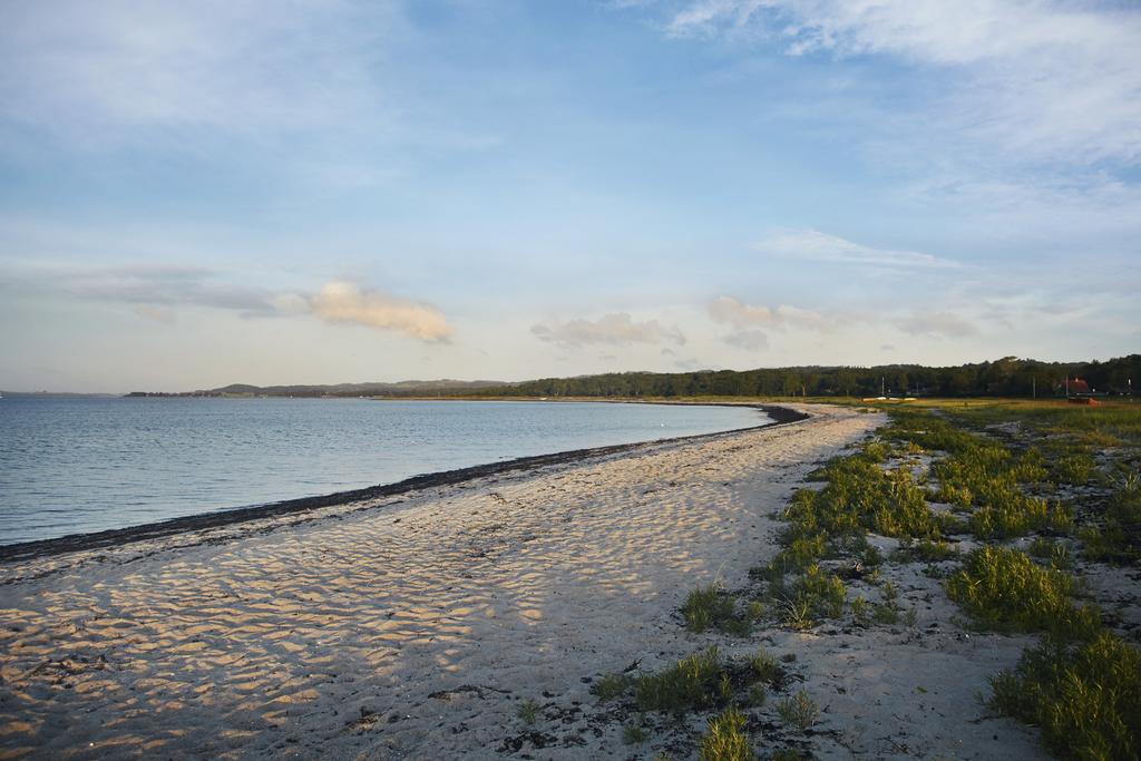 Molskroen Strandhotel エーベルトフト エクステリア 写真